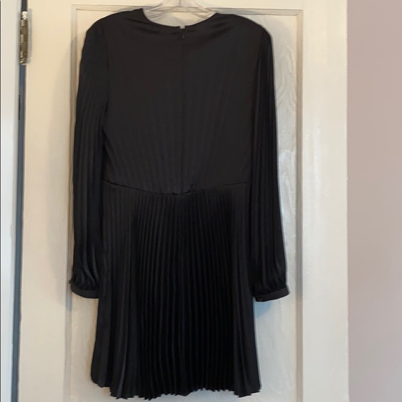 NWT A.L.C. Black Satin accordion pleated dress 8 - Picture 8 of 13